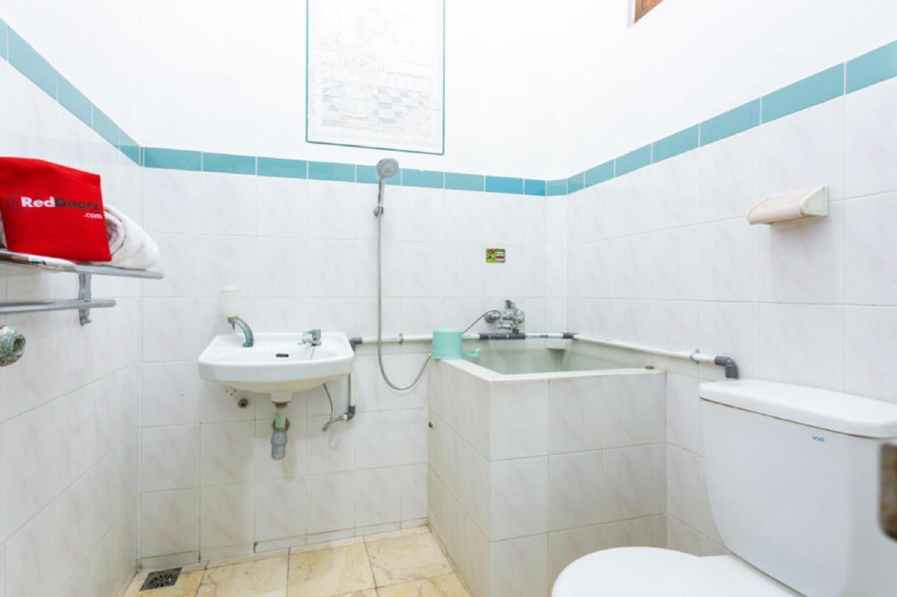 Hotel Reddoorz Syariah Near Alun Alun Magelang Bayeman Exteriér fotografie