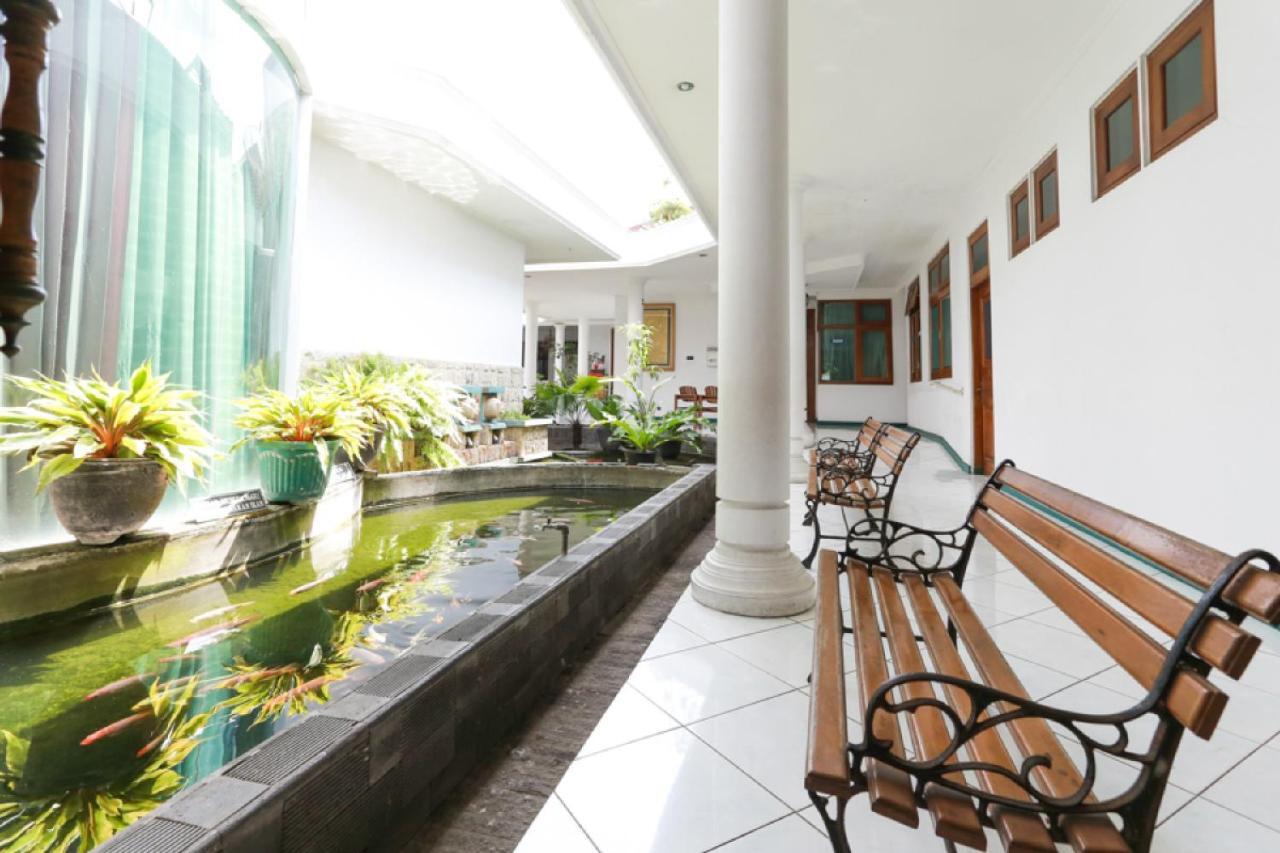 Hotel Reddoorz Syariah Near Alun Alun Magelang Bayeman Exteriér fotografie